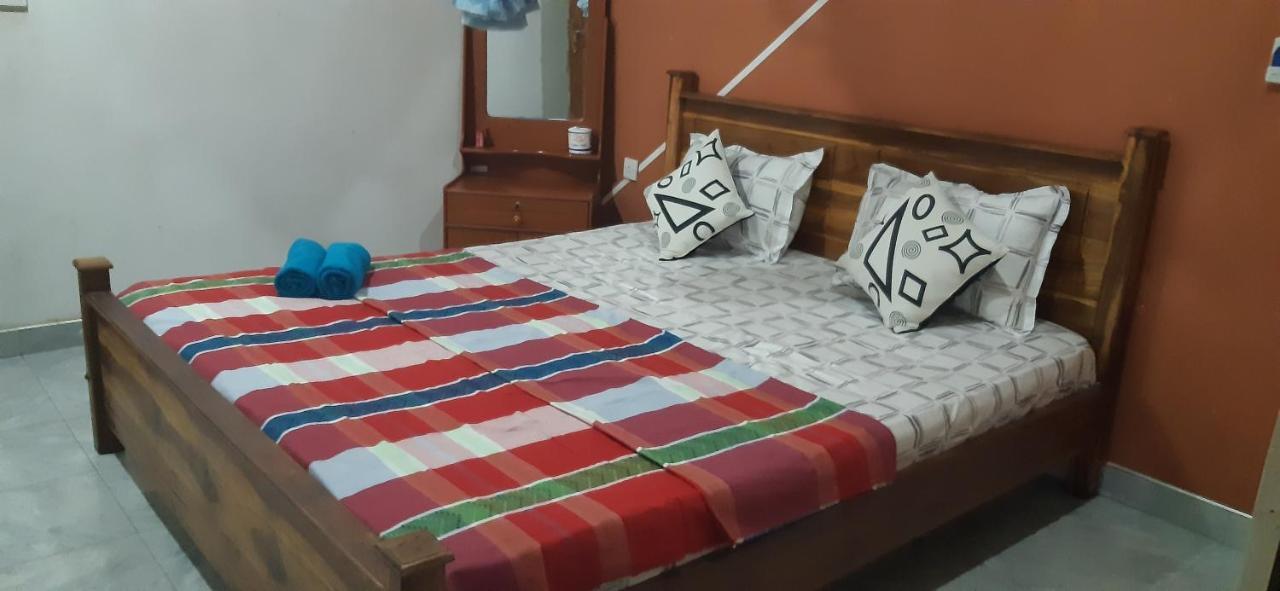 Sandra Guesthouse Dambulla Bagian luar foto